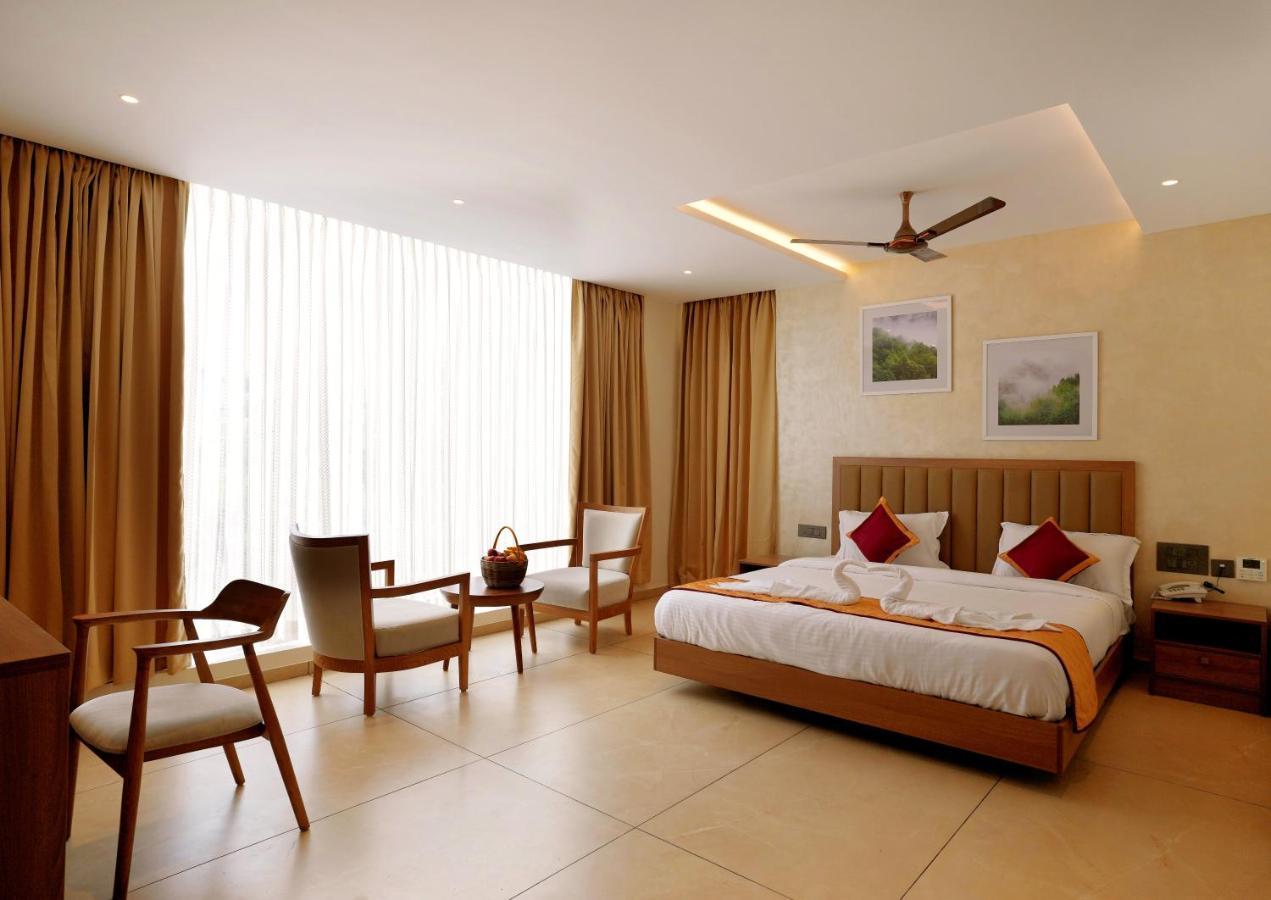 Bluemist Resorts Athirappilly Exterior foto